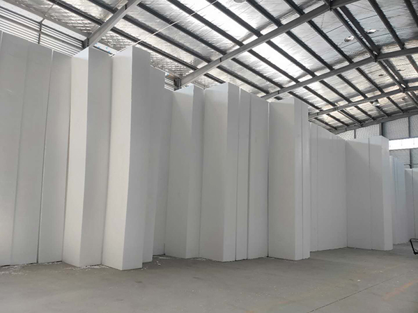 EPS泡沫顆粒加工業得到了蓬勃發展